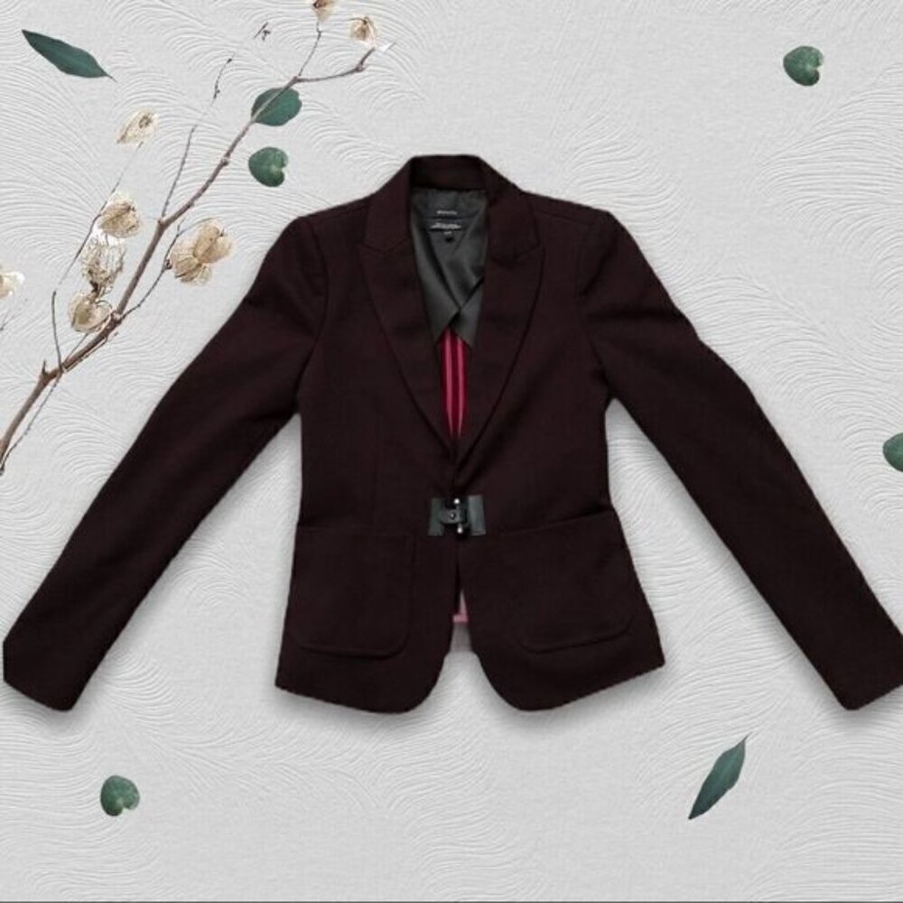 RW & CO Mulberry Stretch Fitted Blazer